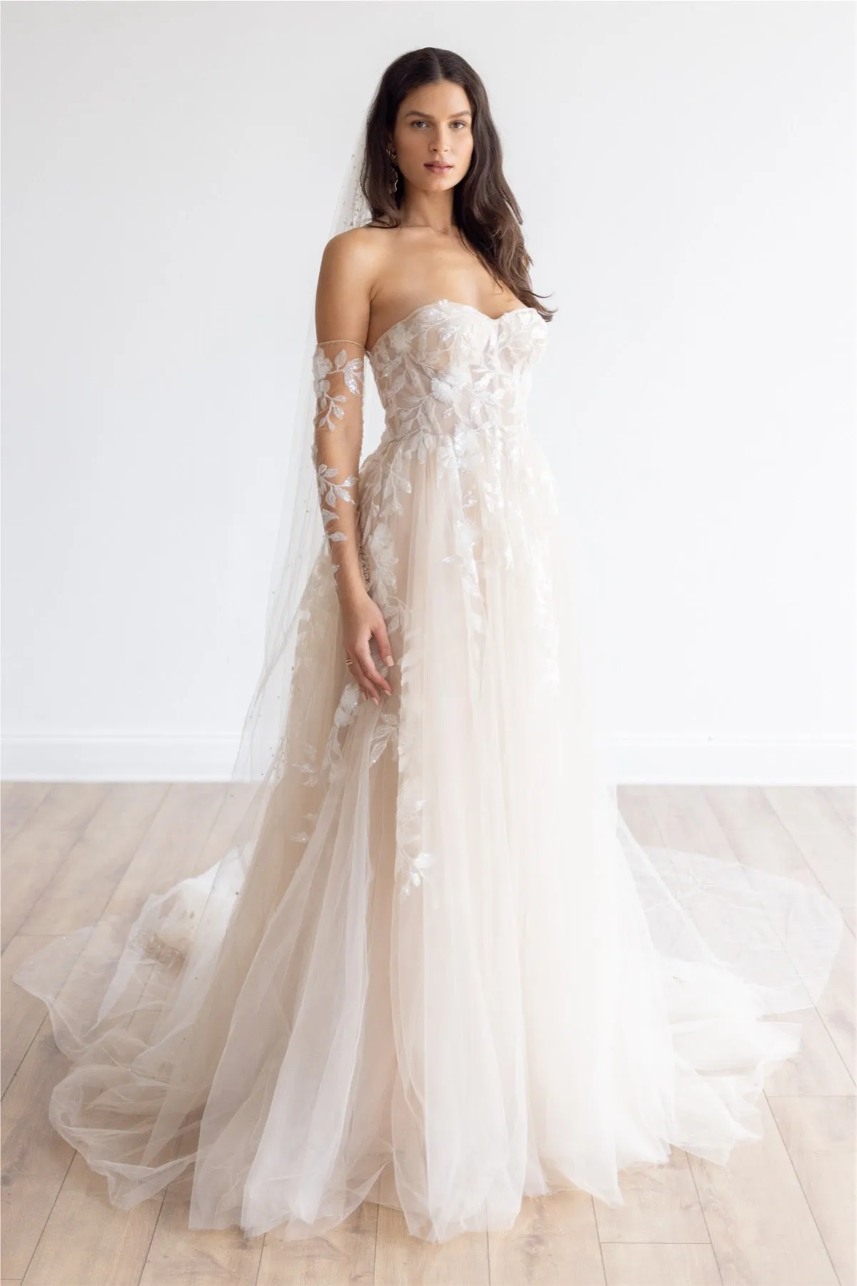 Austin by WTOO (Size 20)
