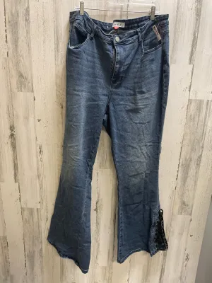 Blue Jeans Flared Clothes Mentor, Size 18